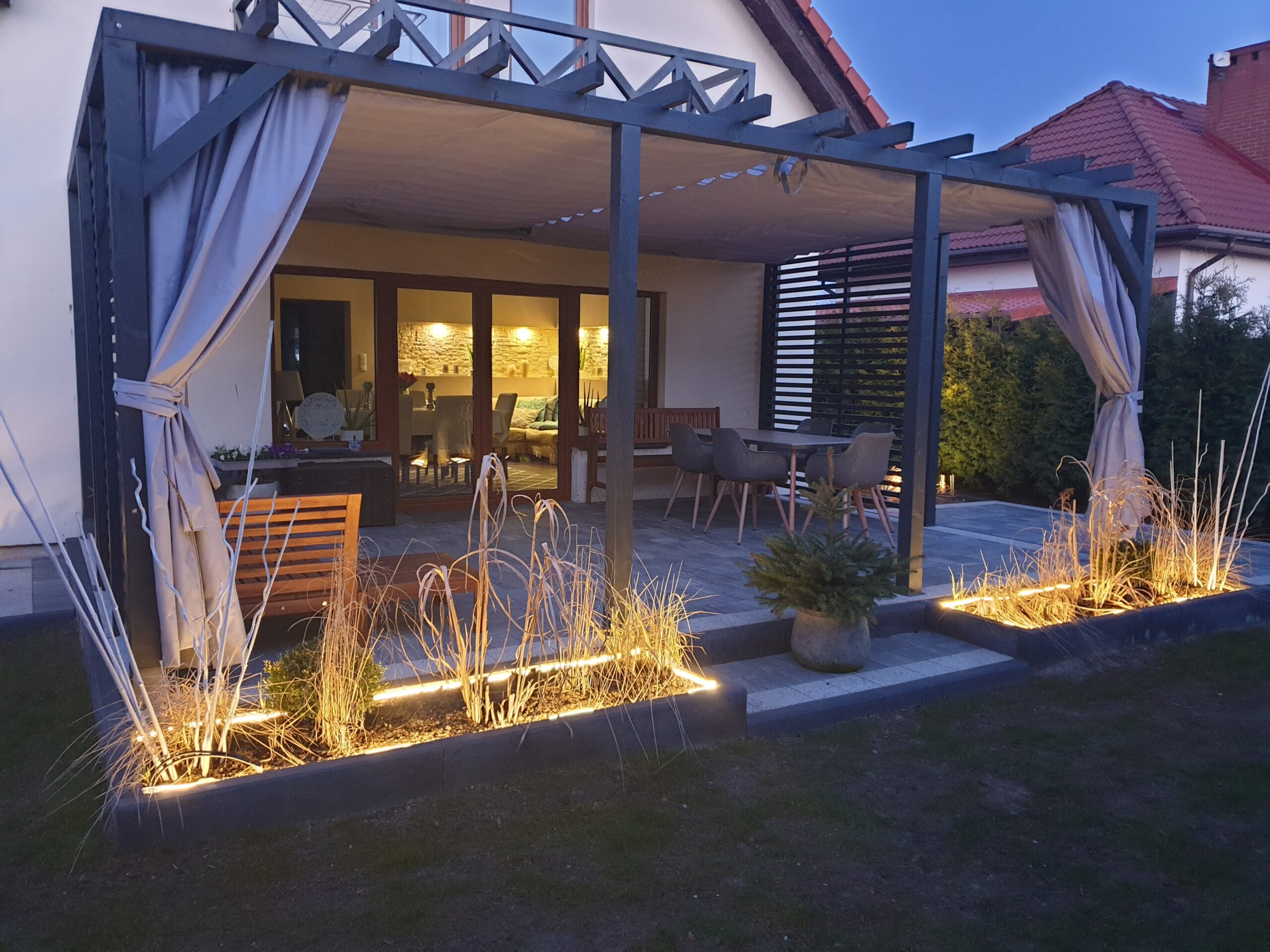 Rozsuwane zadaszenia tarasowe